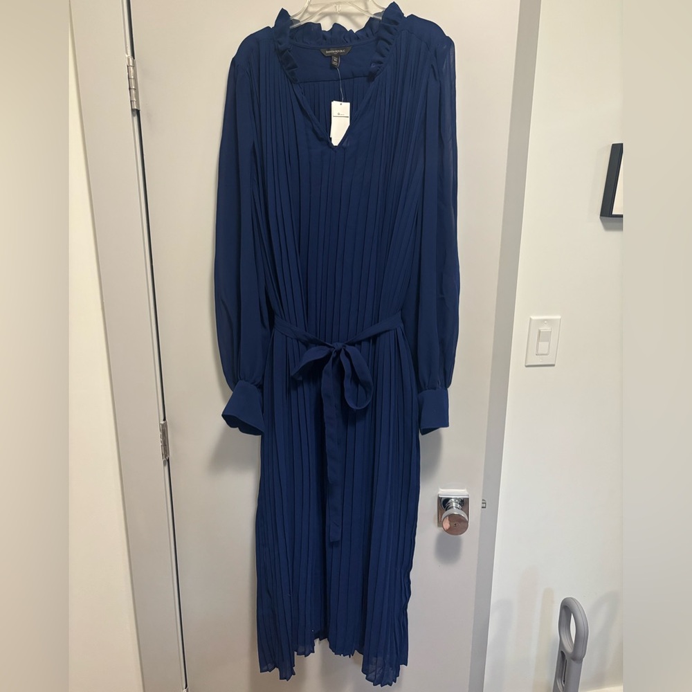 Banana Republic Factory XL Tall Navy Chiffon Dress - Picture 2 of 10